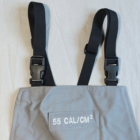 Salisbury 40 cal/cm² ARC FLASH Protection Bib Work Overalls, XL - Picture 6 of 10